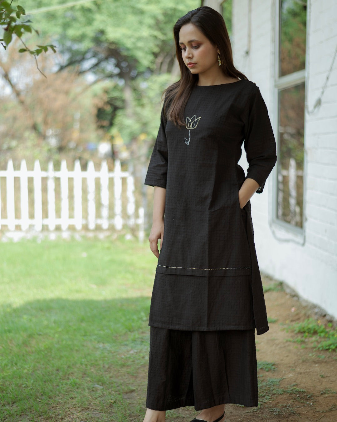Black tunic set: Shop Black kurta set online at bebaakstudio.com