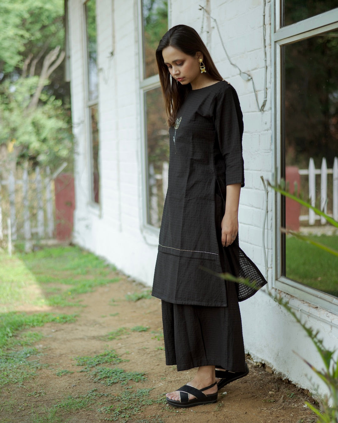 Black tunic set: Shop Black kurta set online at bebaakstudio.com
