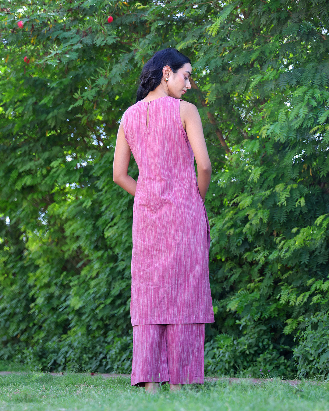 Gul Mirror Handwoven Sleeveless Kurta Set