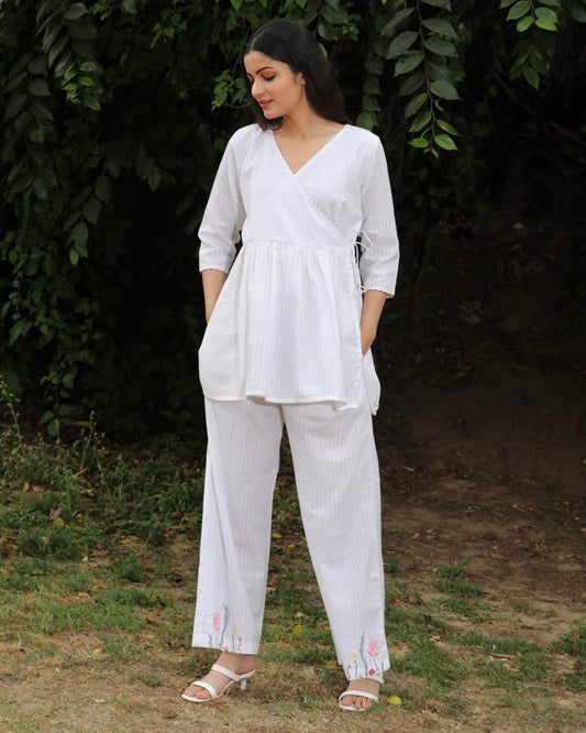 White Anghrakha tunic set