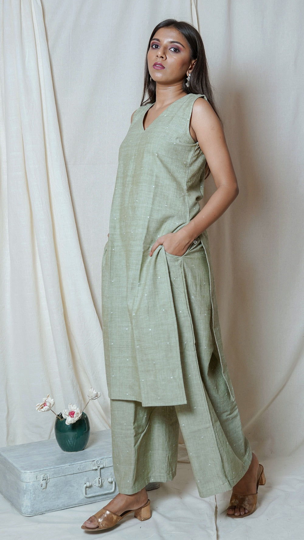 Neemli sleeveless tunic set online available at bebaakstudio.comShop Olive sleeveless set online at bebaakstudio.com