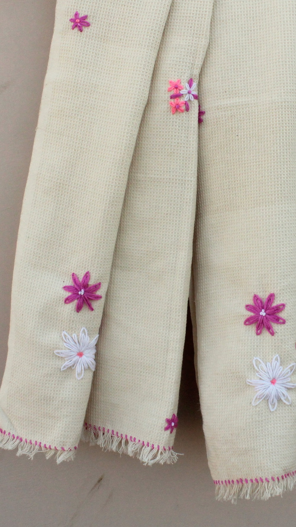 Kora thick cotton embroidered stole online available at bebaakstudio.com