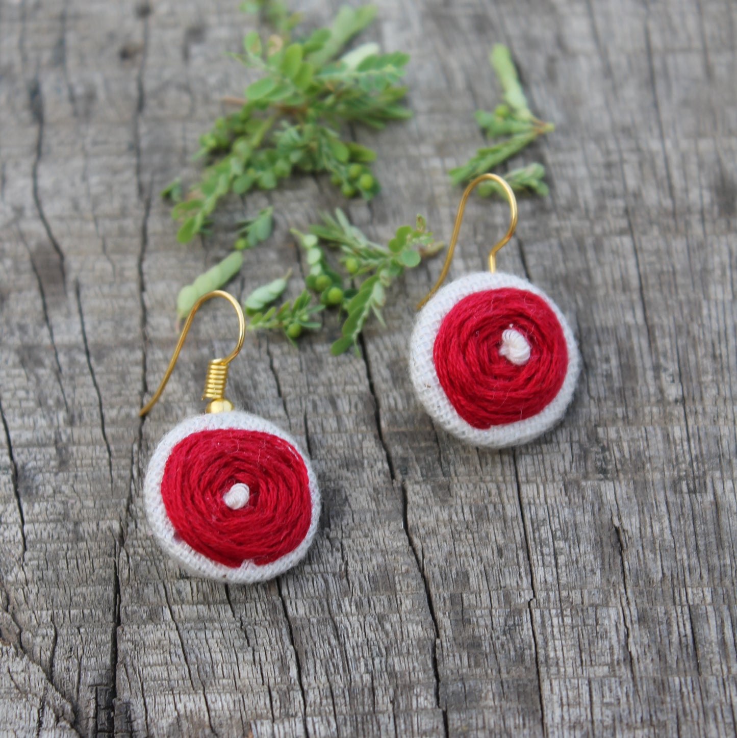Rose embroidered ear stud