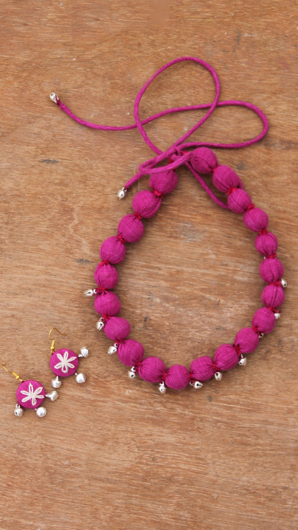 Pink textile necklace set online available at bebaakstudio.com