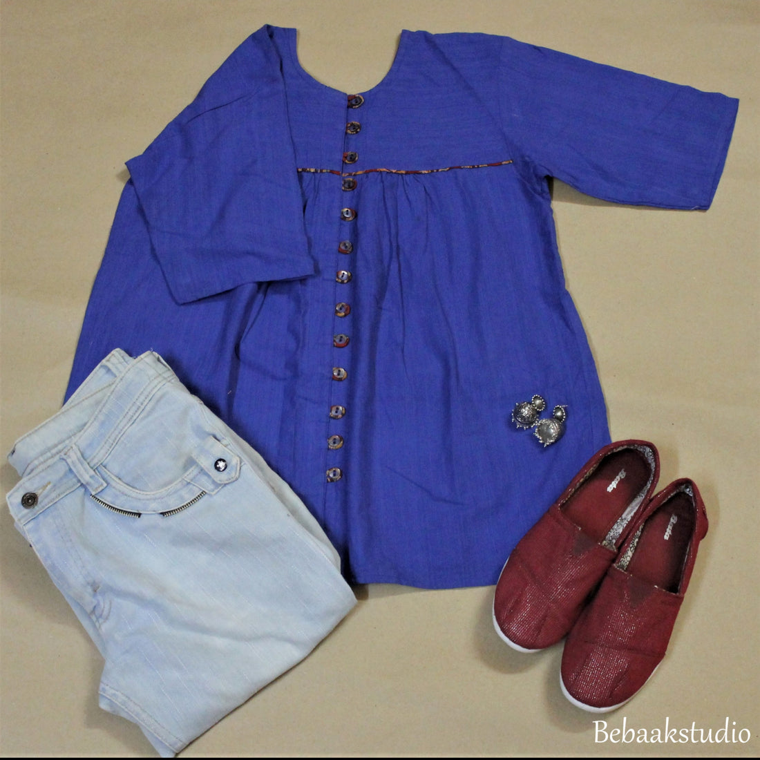 Wardrobe essential: Gathered loose fit top and shirt