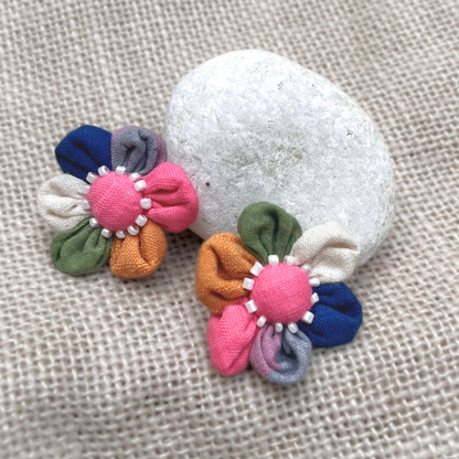 Rangeen floral ear stud