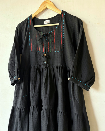 Leyla black tier dress