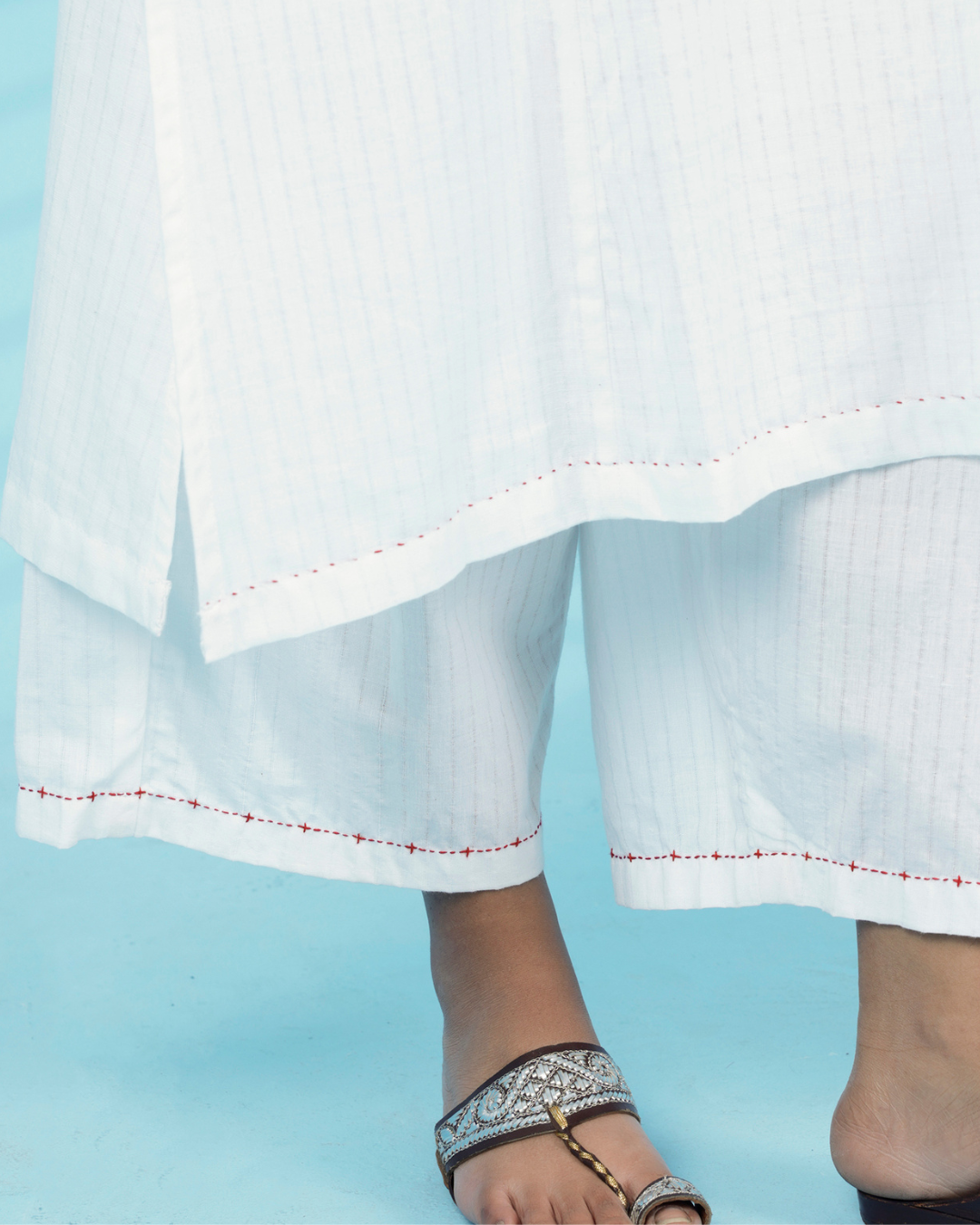 Shop white straight kurta set online at bebaakstudio.com