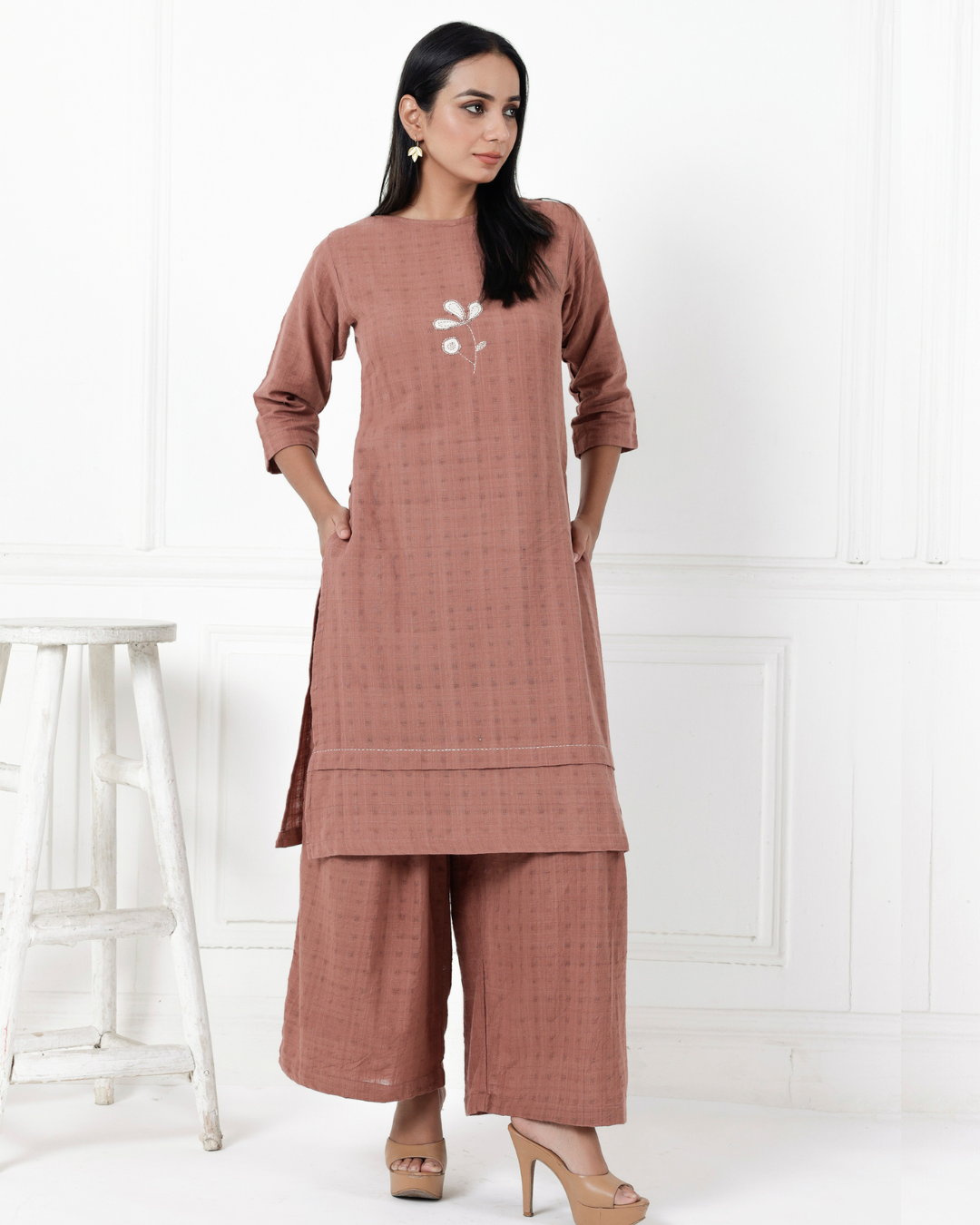 Brown cotton kurta set online at bebaakstudio.com