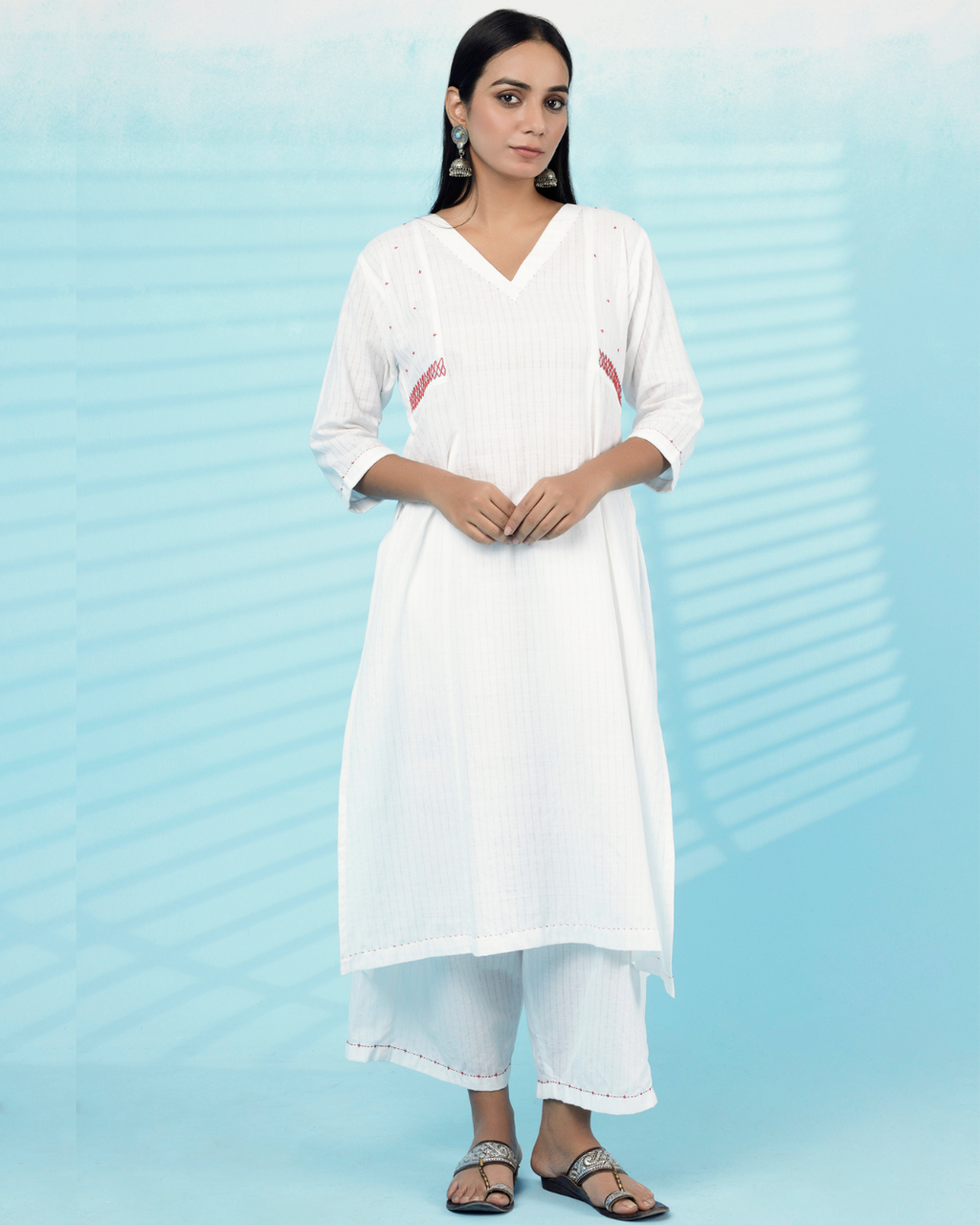 Shop white straight kurta set online at bebaakstudio.com