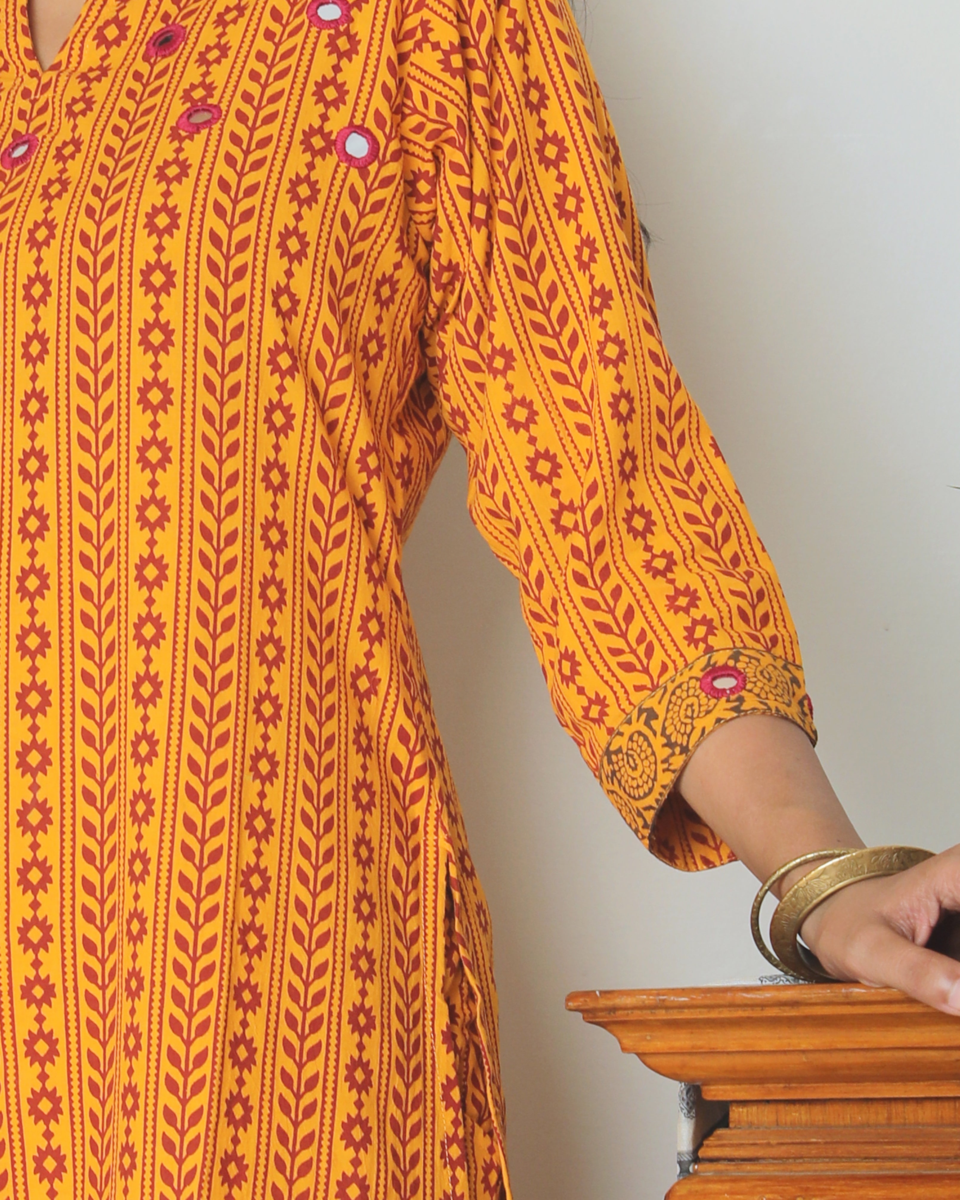 Mustard Bagh print short kurta set online at bebaakstudio.com
