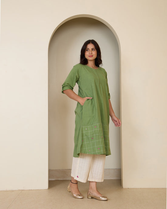 Bebaak Violet Heart Embroidered Handwoven Tunic Set main image 0