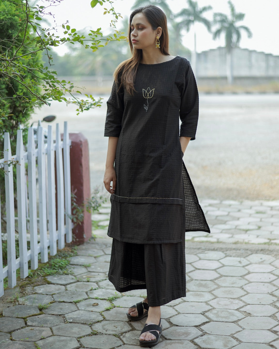 Black tunic set: Shop Black kurta set online at bebaakstudio.com