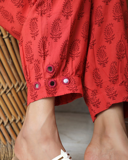Red bagh print cotton sleeveless tunic set