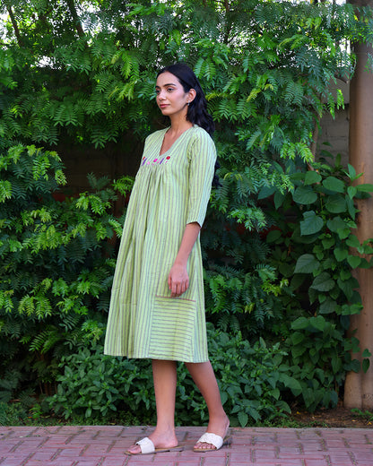 Dhani Handwoven flow Dress