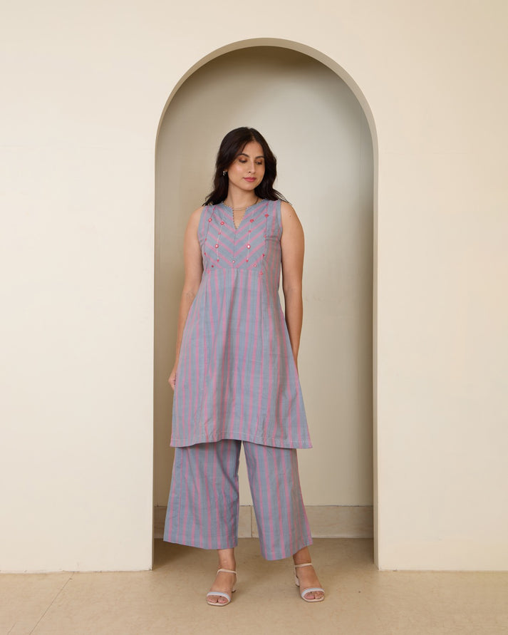 Contrast Glasswork-Yok Kurta Set
