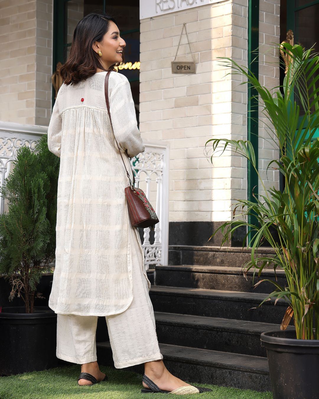 Off white embroidered cotton kurta set