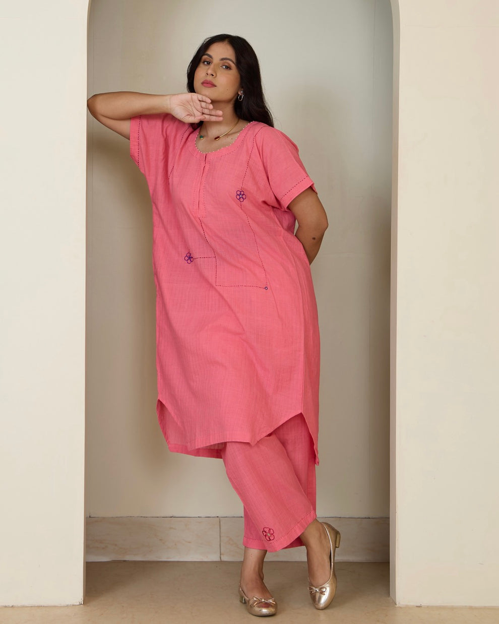 586 peek book tunic main image 1
