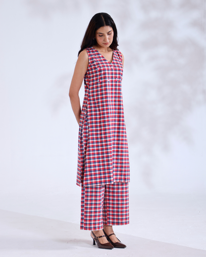 Raina Red Gingham Sleeveless Handwoven Cotton Kurta Set