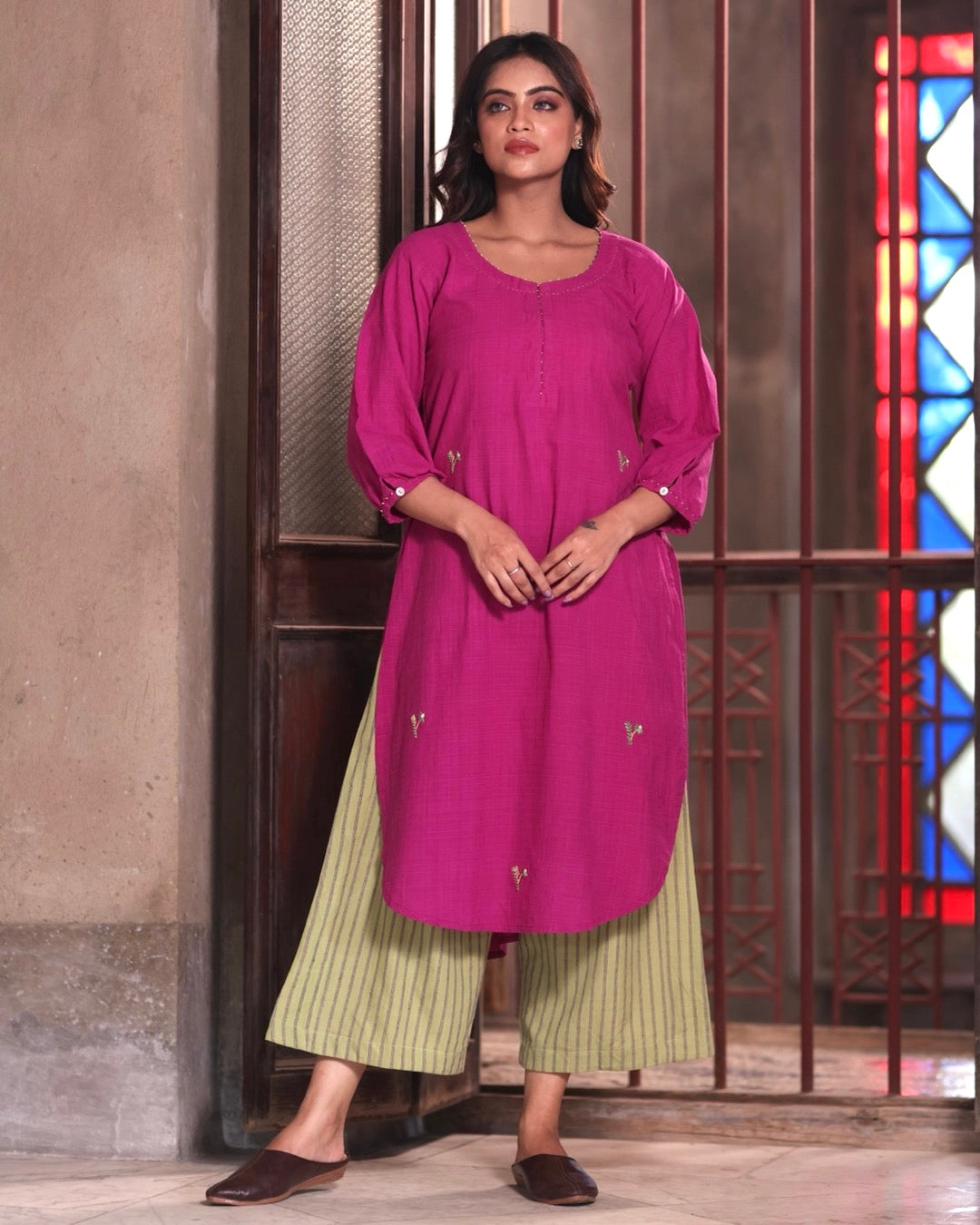 Pallavi Daisy Handwoven Kurta Set