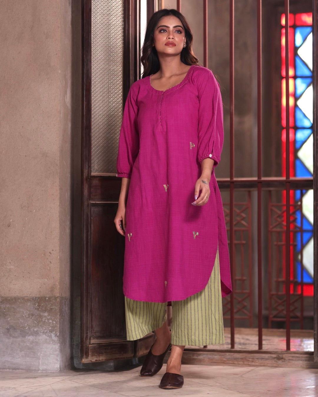 Pallavi Daisy Handwoven Kurta Set