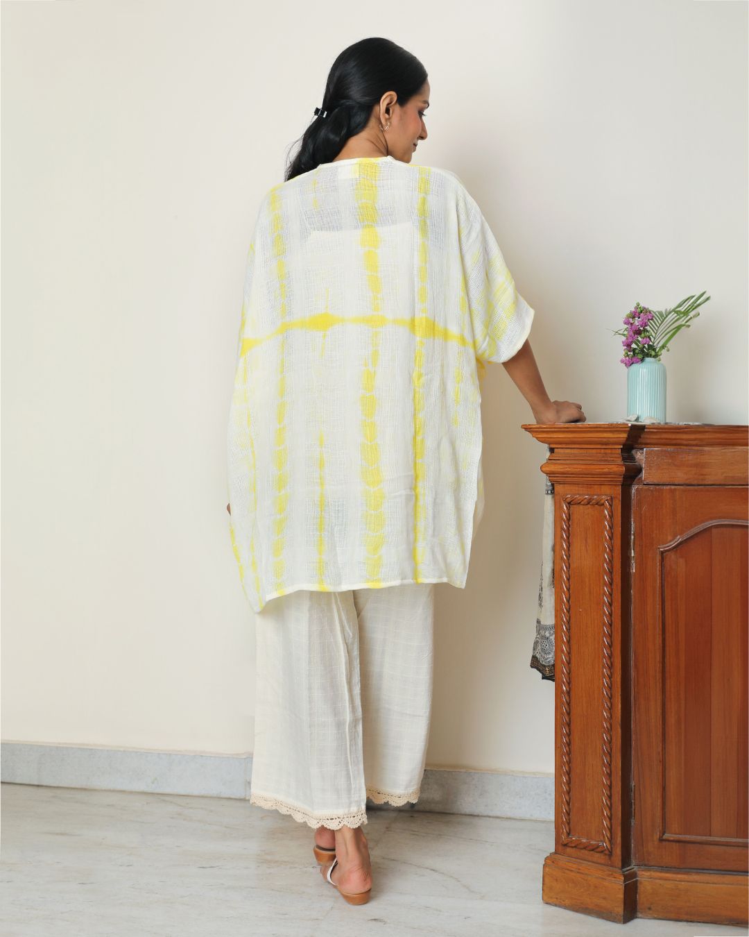 Shop Overlay:Suhana kimono overlay online at bebaakstudio.com