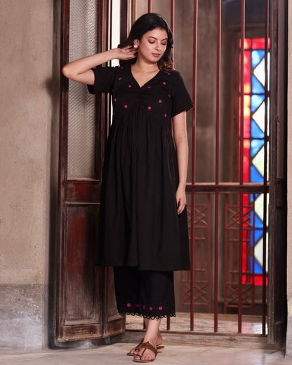 Surmayee tunic set