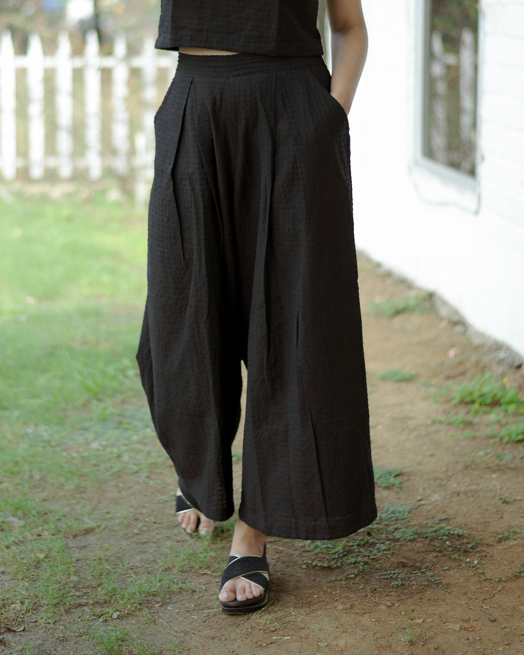 Palazzo: Shop Black wide leg cotton palazzo online at bebaakstudio.com