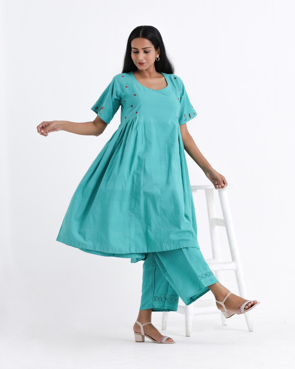 Shop Green cotton gathered casual tunic set online at bebaakstudio.com
