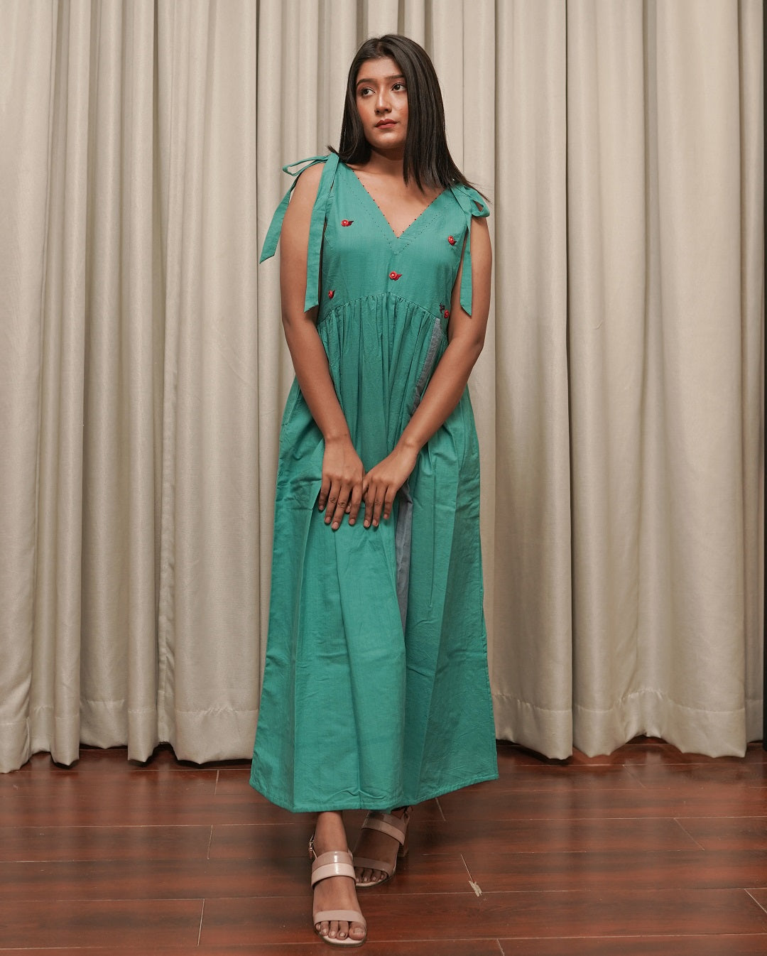 Jheel Knot dress