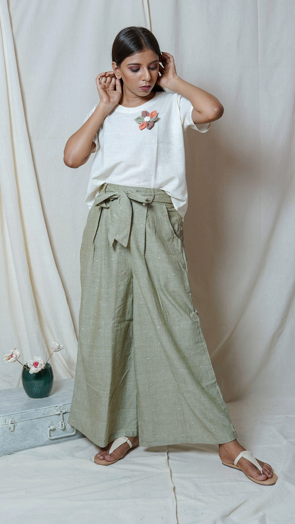 Shop Olive tee color block set online at bebaakstudio.com