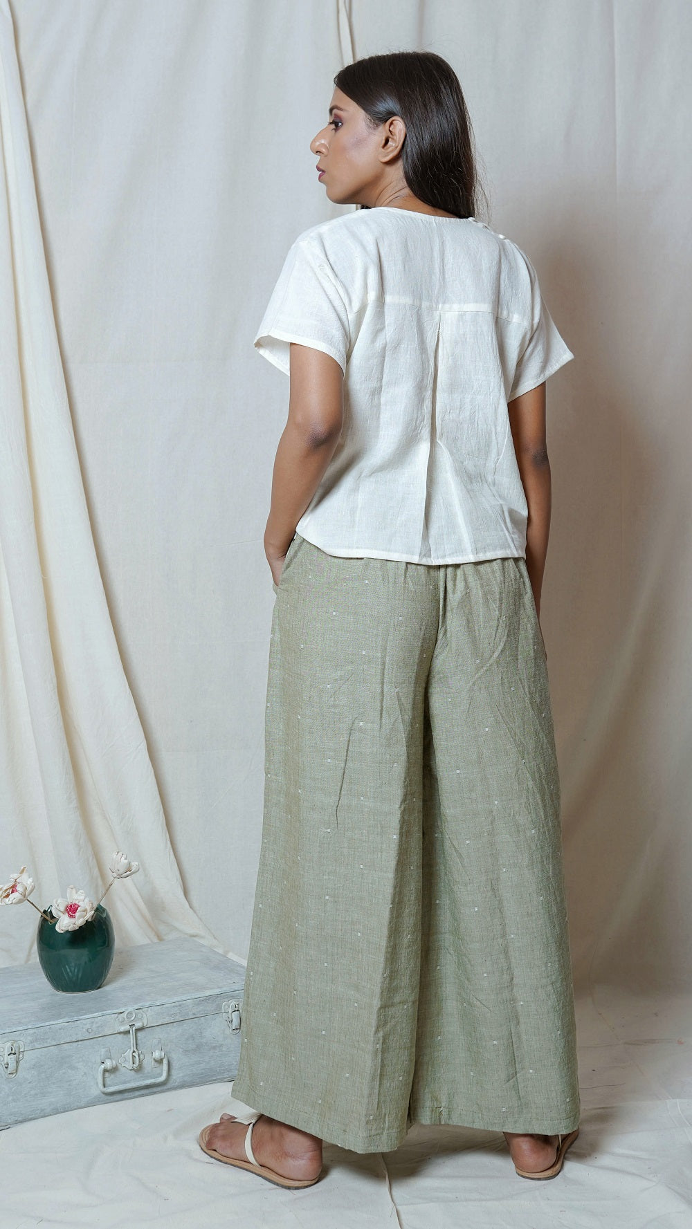 Shop Olive tee color block set online at bebaakstudio.com