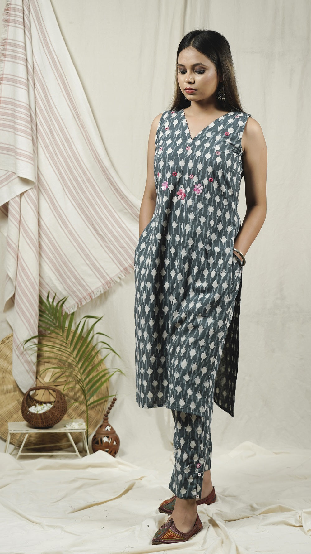 Shop tunic set: Indigo sleeveless tunic set online at bebaakstudio.com