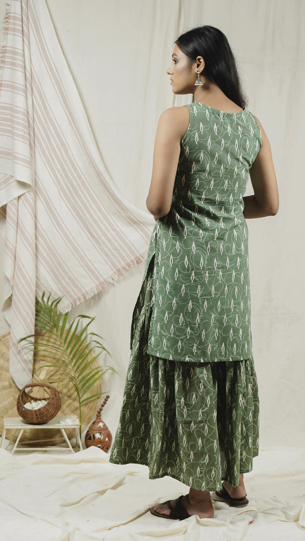 Shop sharara set:  Green sharara and kurta set online at bebaakstudio.com