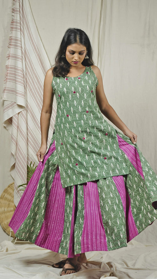 Shop skirt set: Flared skirt and kurta set online at bebaakstudio.com