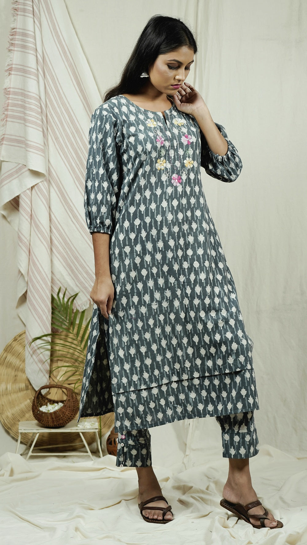 Indigo anti fit tunic set online at bebaakstudio.com