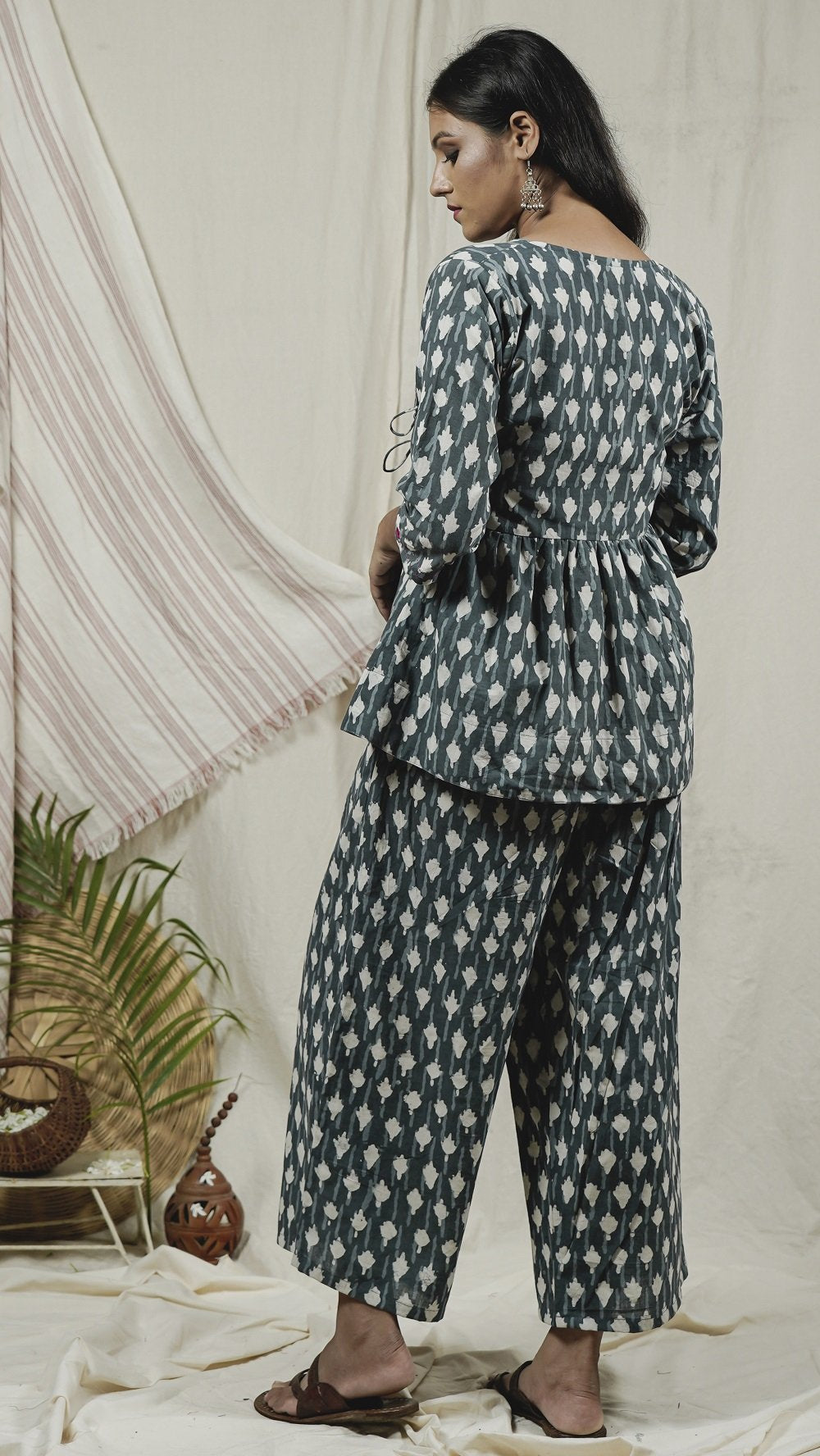 Indigo angrakha tunic set online available at bebaakstudio.com