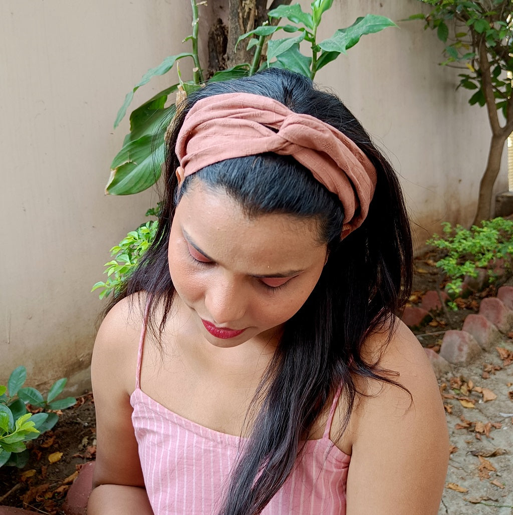 Shop sustainable upcycled hairband online at bebaakstudio.com