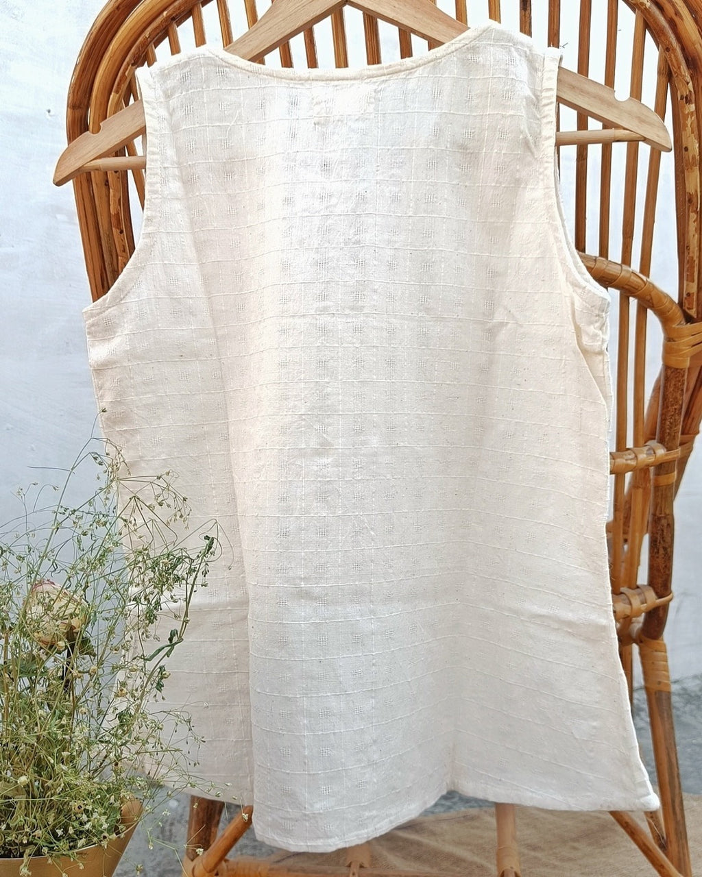 Off white sleeveless pure cotton top online at bebaakstudio.com
