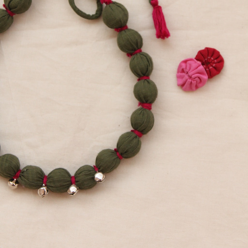 Green ghunghroo necklace 
