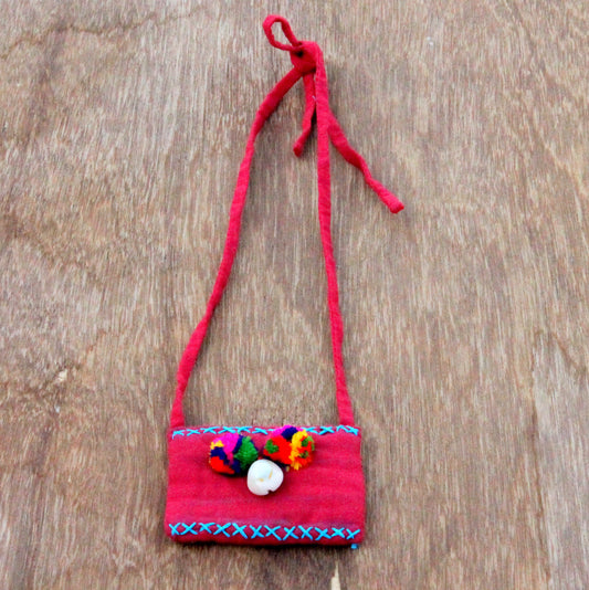 Textile necklace: upcycled and handcrafted in India