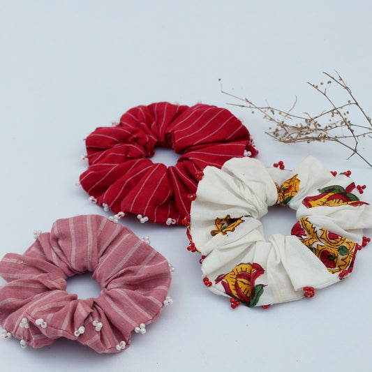 Valentine scrunchie online available at bebaakstudio.com