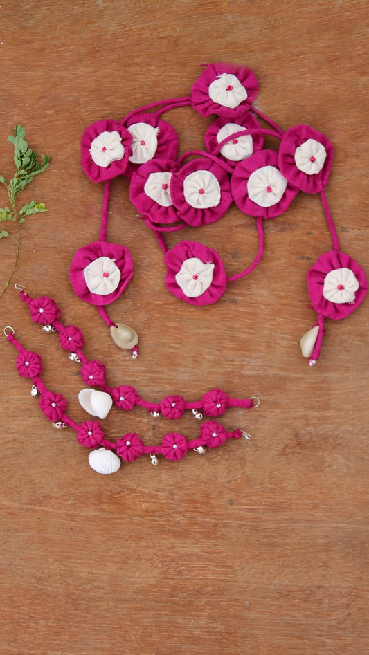 Pink floral Parandi & Earchain set online available at bebaakstudio.com
