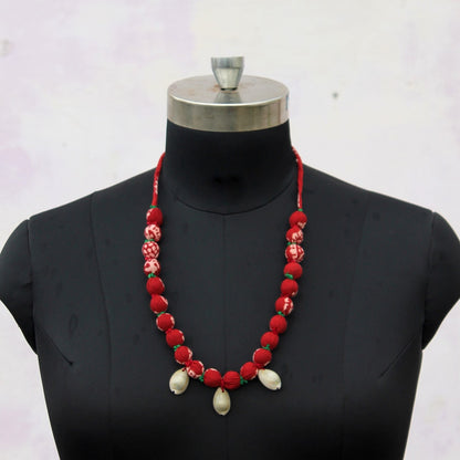 Mehroon Pink shell necklace