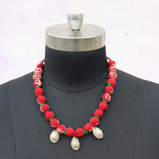 Mehroon Pink shell necklace