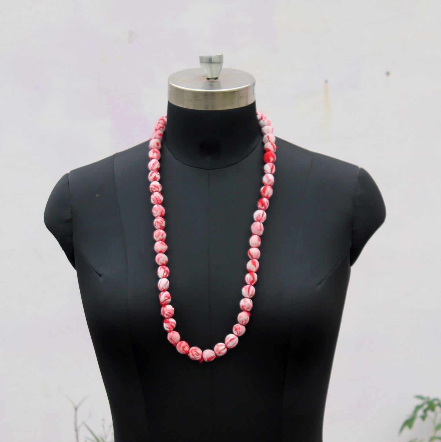 Pink beads long necklace