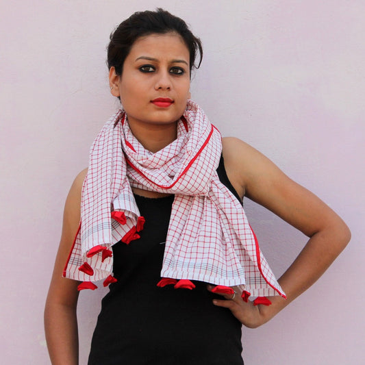 White checks handwoven cotton gamchha stole